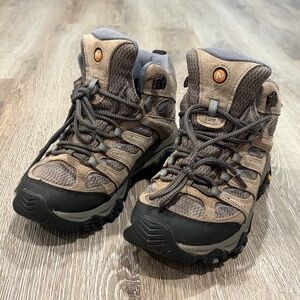 Merrell Moab 3 Mid Hiking Boots Womens 7.5 Brown Waterproof Rugged Trail J500162